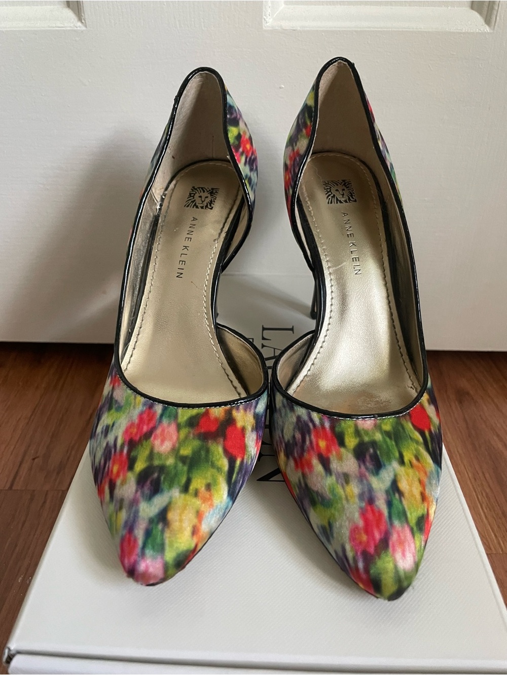 Anne Klein Multicolor Floral-Print Pointed Toe Pumps